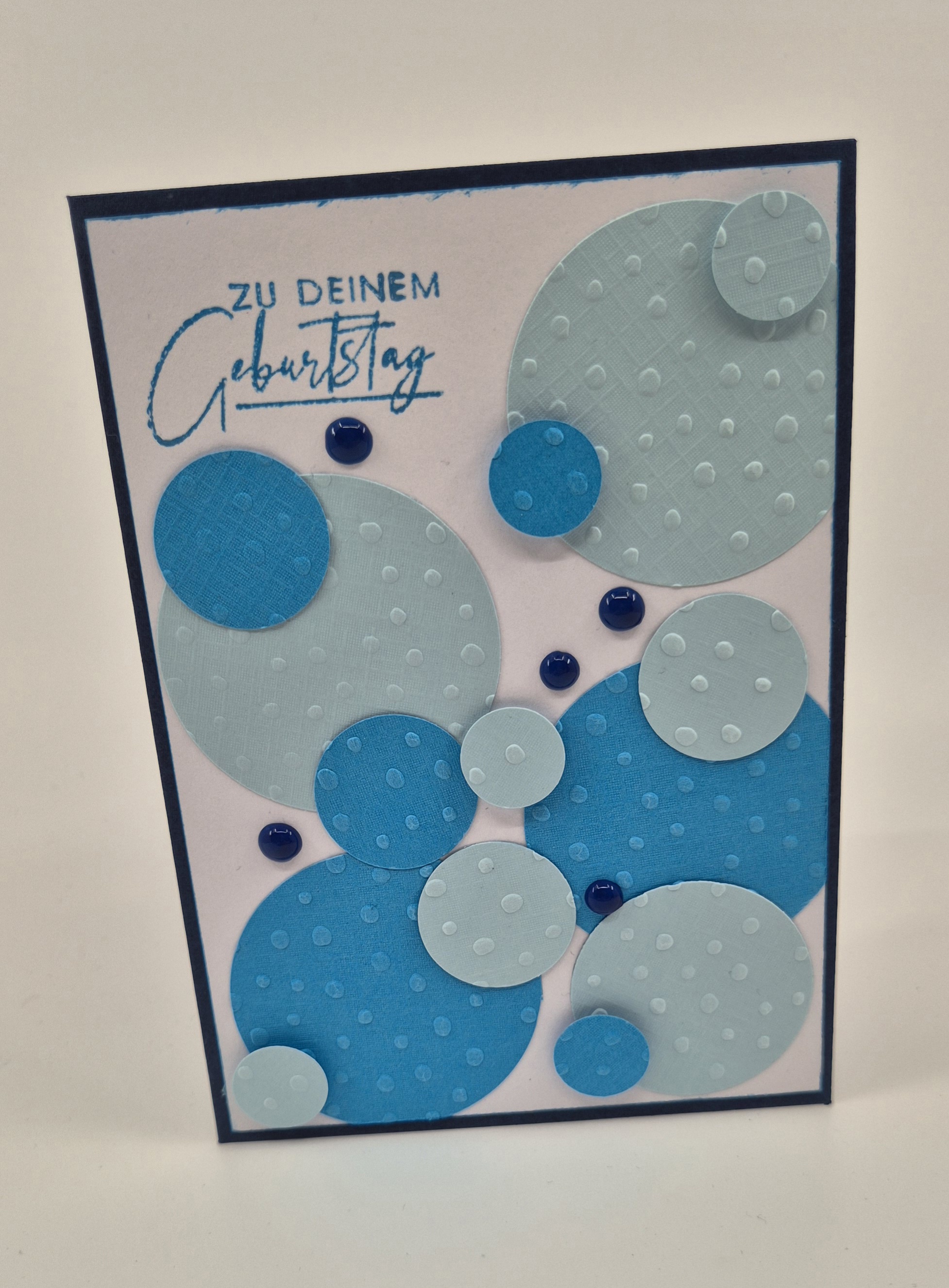 Geburtstagskarte geprägte Kreise blau