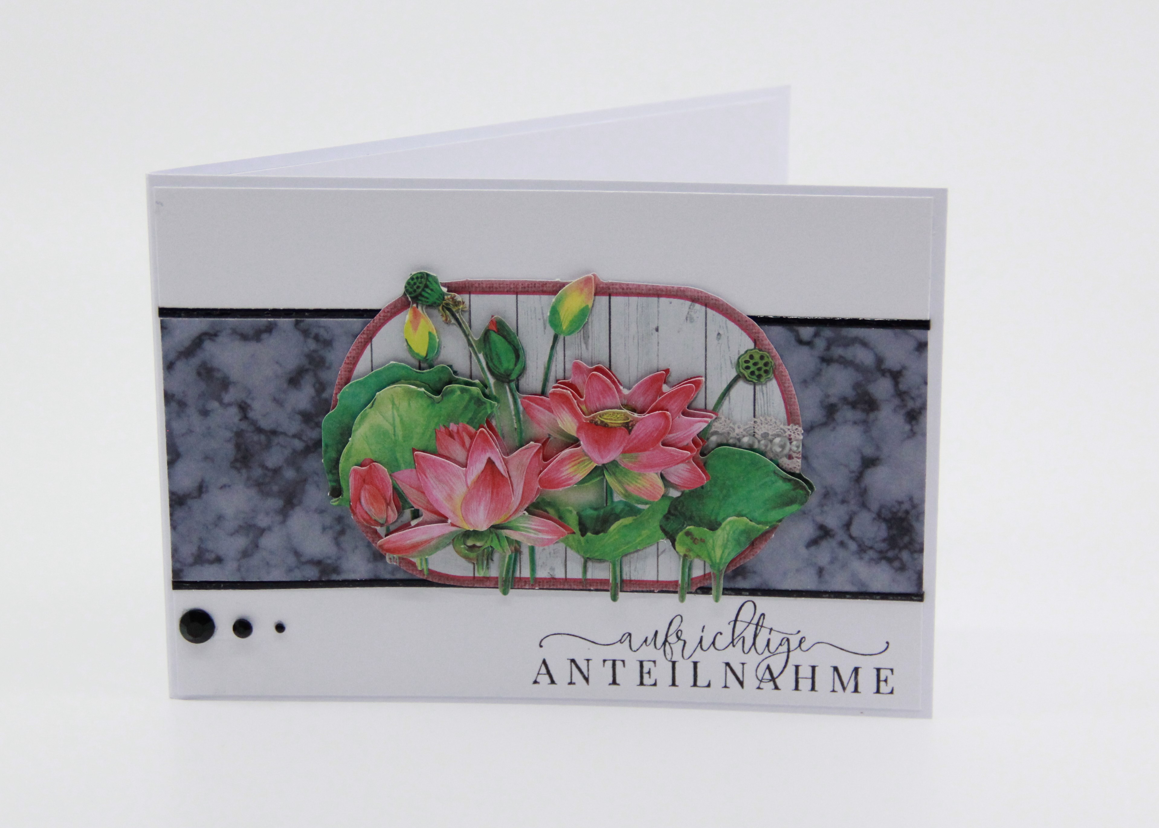 Trauerkarte "Aufrichtige Anteilnahme" Blumen